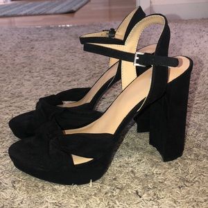 NWOT Black Heels